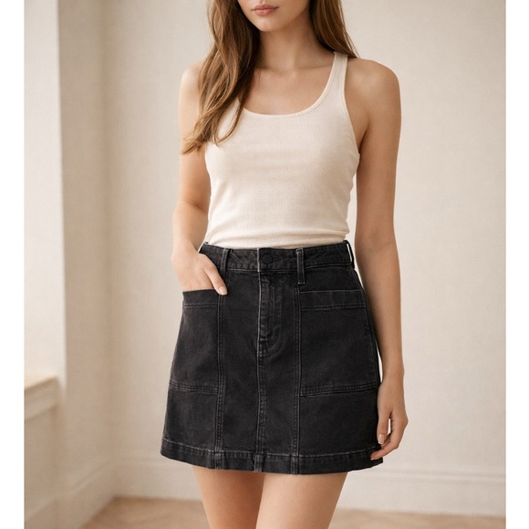 Old Navy Dresses & Skirts - Old Navy High-Waisted Utility-Pocket Black Jean Skirt for Women in Black Jack